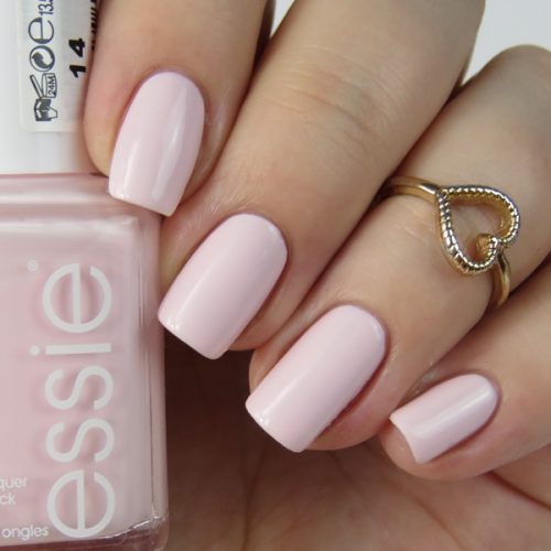 essie fiji 2015: rosa essie Nagellack