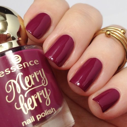 essence merry berry 03 pink & perfect Nagellack