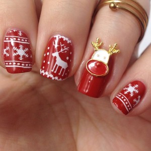 Stamping Nails Sweater Nails: Winter Nageldesign in Rot und Weiß